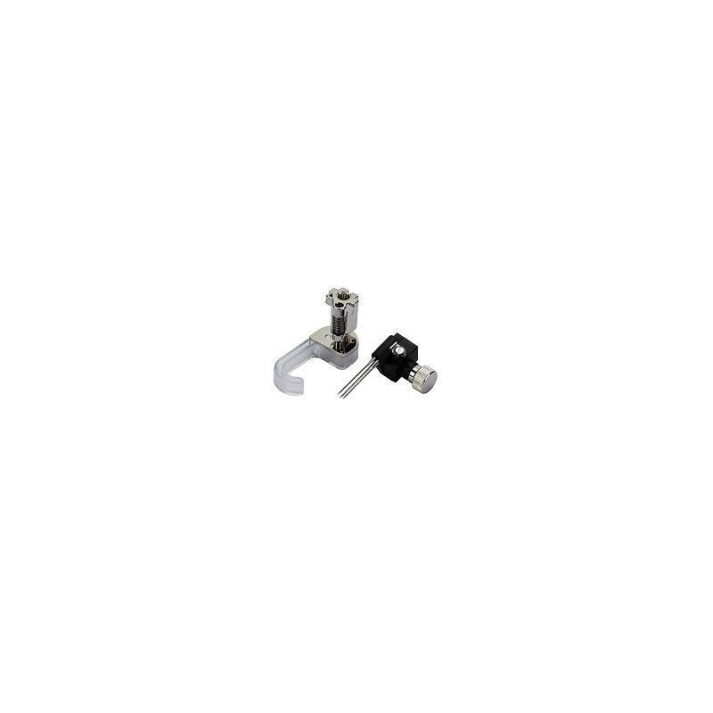Needle punch tool for CB-hook machines